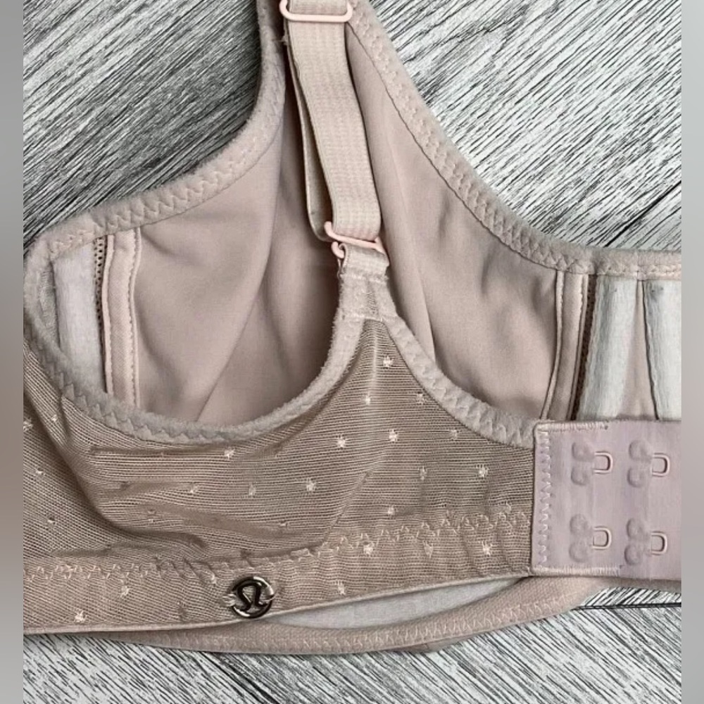 Lululemon’s RARE!! Casual Women’s 34C Brazier